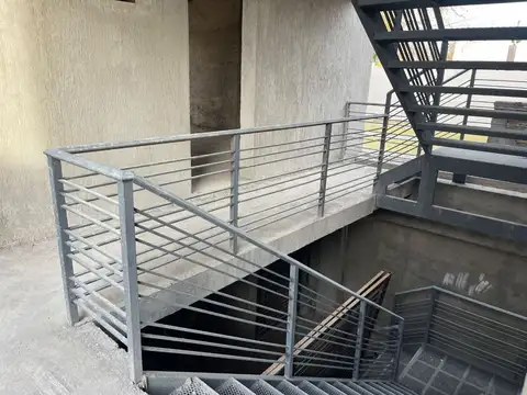 Depto Tipo Casa en Venta 1 año