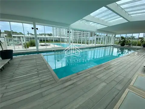 Alquiler apartamento tres dormitorios Punta del Este Playa Brava edificio Le Parc III primera linea