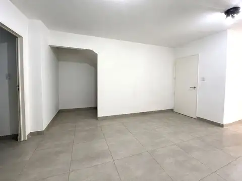 Depto Tipo Casa 2 ambientes con 1 baño