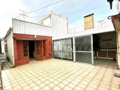 Bernardo Irigoyen 41 , Piso 0