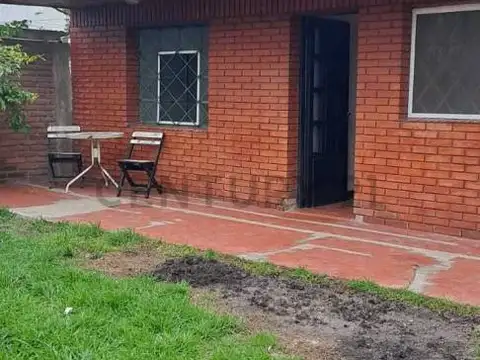 Ph  -Tipo casa en Alquiler en Los Hornos