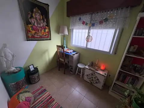 PH con parque, tres/cuatro ambientes, en venta. Ituzaingó.
