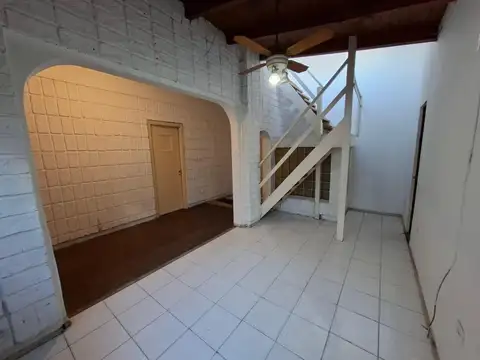 Depto Tipo Casa en Venta de 9 ambientes