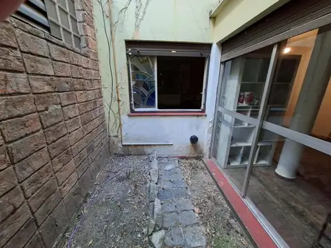 Depto Tipo Casa en Venta 60 años