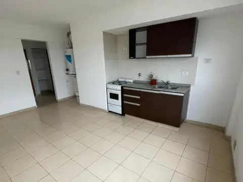 Departamento en Alquiler en Lanús, $ 470.000