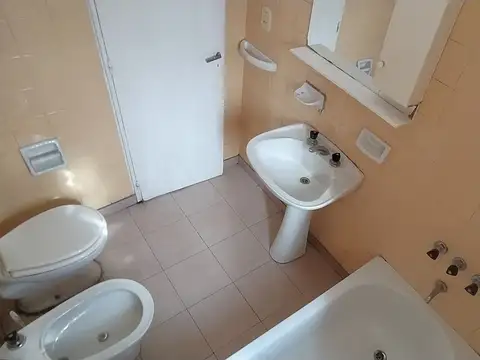 Departamento en Alquiler 44 años