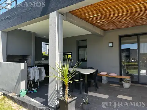 Casa en Venta 1 año