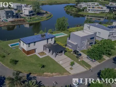 Casa en Venta al Noreste