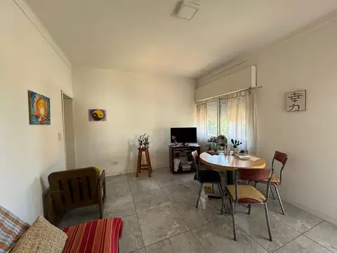 Depto Tipo Casa en Venta en Haedo, USD 82.000