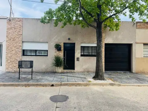 CASA EN VENTA EN PERGAMINO ZONA CENTRO