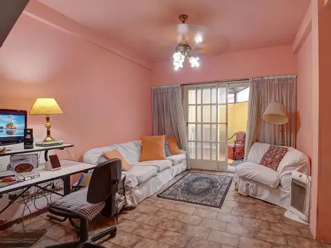 Depto Tipo Casa 4 ambientes con 1 baño