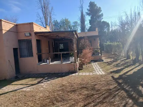 Casa 3 ambientes con 2 baños