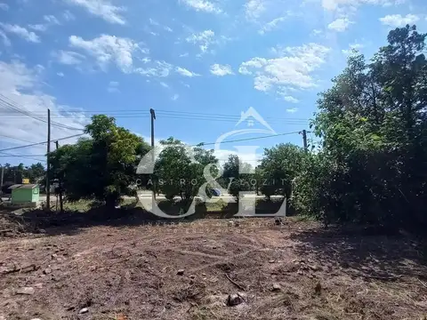 Venta De Potencial Terreno Esquina De 400M2 Sobre Colectora De Ruta 28 En Villa Santa Cruz Del Lago