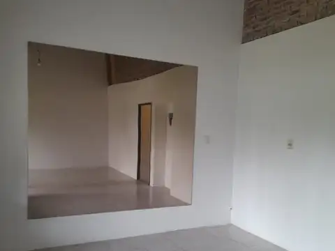 Casa en Alquiler en Ituzaingó, $ 950.000