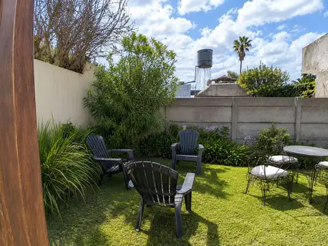 VENTA CASA CON LOCAL ARROYO SECO