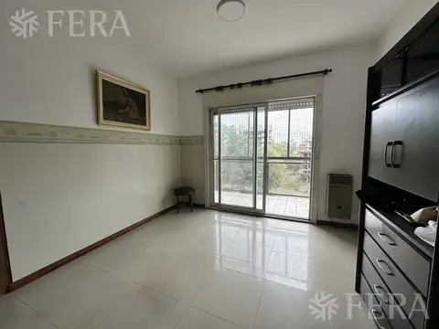 Venta de Departamento 3 ambientes con balcón en Wilde