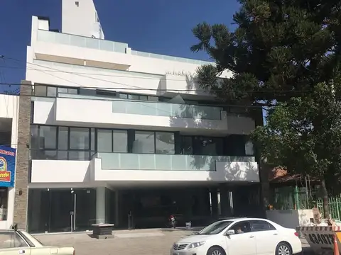 OPORTUNIDAD - VENTA COCHERA CARLOS PAZ