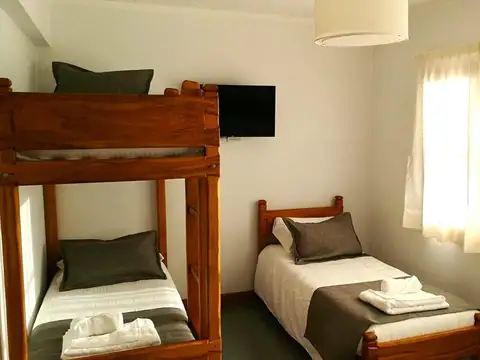 Casa 10 ambientes con 9 baños
