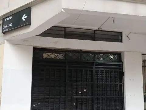 Local en Alquiler en Flores, $ 1.000.000