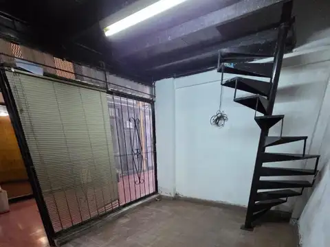 Local en Venta 40 años