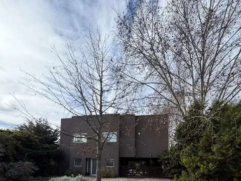 Casa  en Venta en Sausalito, Pilar, G.B.A. Zona Norte