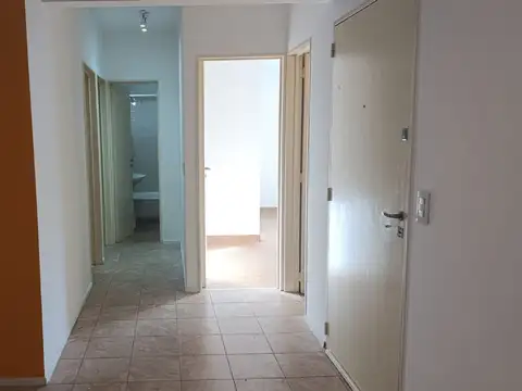 VENTA DEPTO 3 AMB MUY LUMINOSO PISO ALTO SEMI PISO