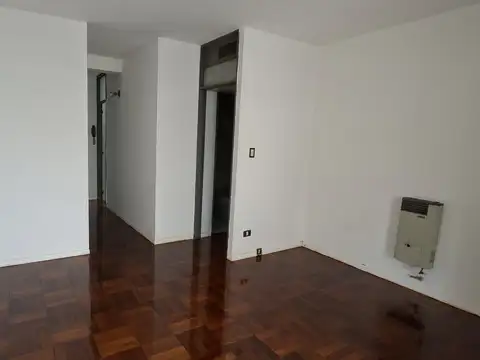 Departamento en Alquiler en Colegiales, $ 850.000