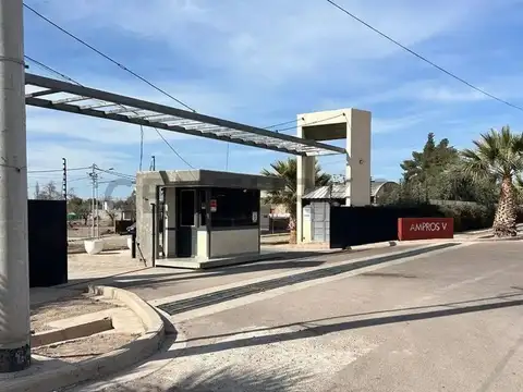 Ozamis Sur 7400, Piso 0