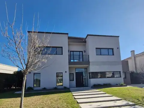 Alquiler casa 5 ambientes El cantón Puerto