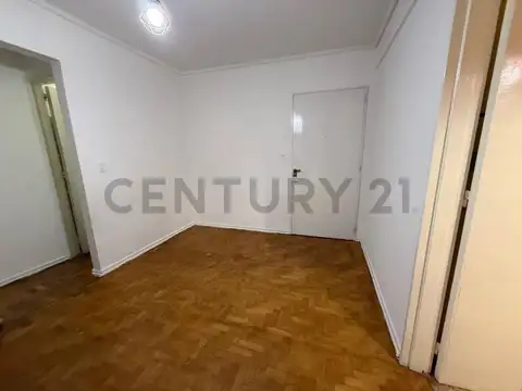 Venta 2 Ambientes en Belgrano | Piso Alto | Ideal Inversión o Primera Vivienda