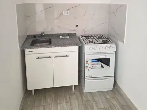 Depto Tipo Casa 2 ambientes con 1 baño