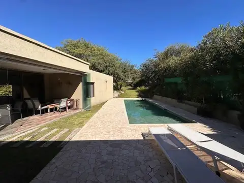 Casa en Venta con cochera