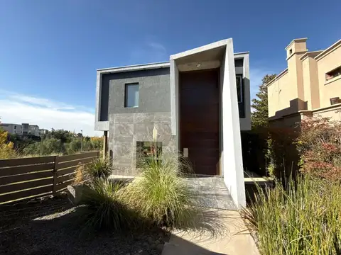 Casa en Venta en Chacras de Coria, Luján de Cuyo