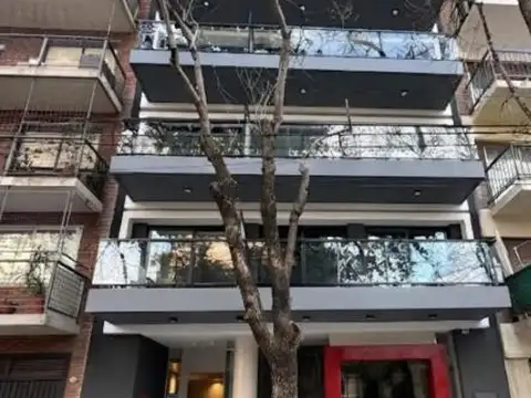 Avenida General Indalecio Chenaut 1700