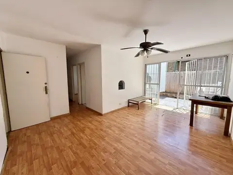 Luminoso PH a la Venta sobre Av. Marquez frente al Hipodromo