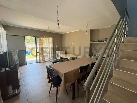 CASA EN VENTA CHASCOMUS 5 AMBIENTES