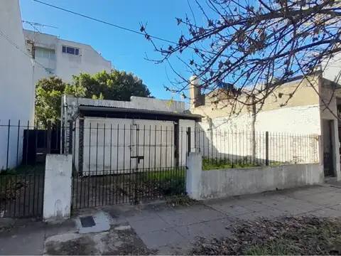 CASA EN VENTA A DEMOLER Ó REFACCIONAR ESCOBAR CTRO