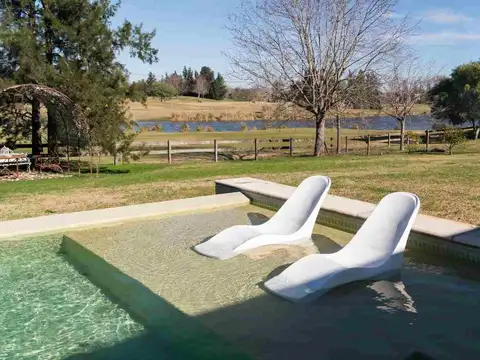 Casa en Venta en Estancias Del Pilar, USD 950.000