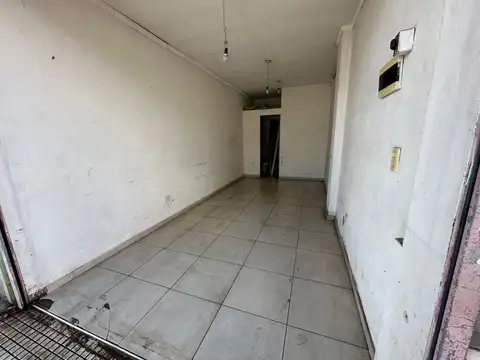 Local en Alquiler en El Jaguel, $ 400.000