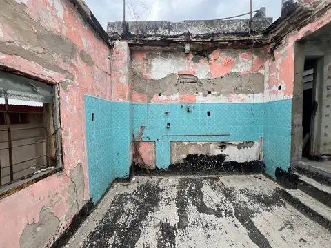 Depto Tipo Casa en Venta en Lanus Oeste, USD 36.000