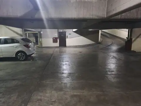 Cochera en venta - 9Mts2 - San Nicolás