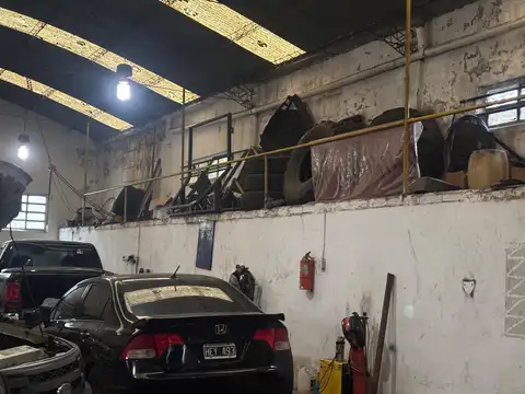 Galpon en Venta 9  mts Frente