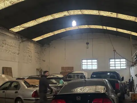 Galpon en Venta 23  mts Fondo