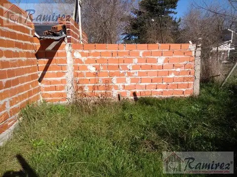 Lote De 547 M2 Con Mejoras- Francisco Alvarez - (ref.2301)