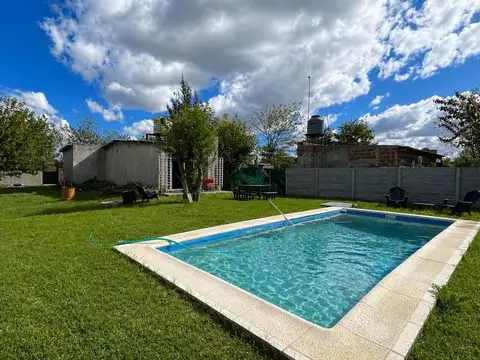 Casa 3 ambientes con 1 baño