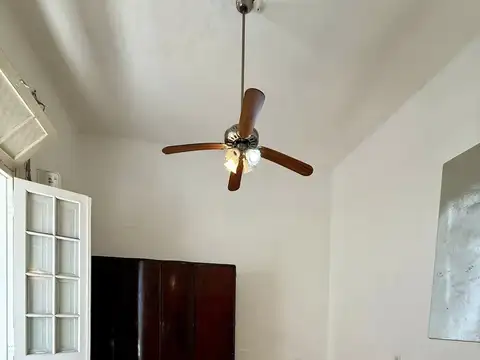 Departamento tipo casa interno de 2 ambientes con patio