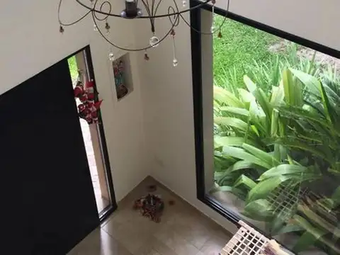 Casa en Venta en La Peregrina, USD 270.000