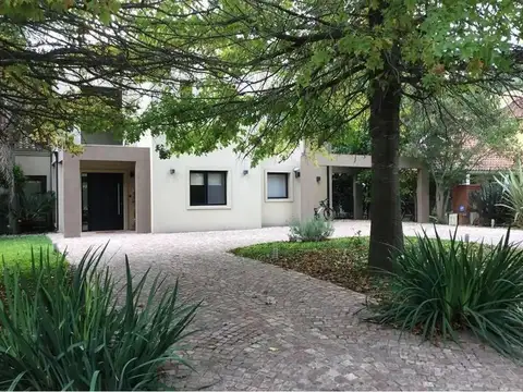 La Peregrina C.c. 3301