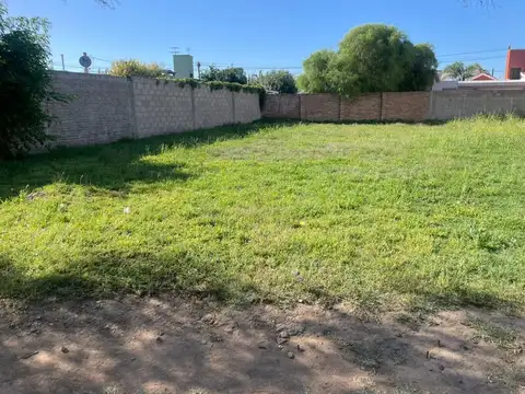 VENTA LOTE FRENTE A PLAZA - MONTE CRISTO CORDOBA