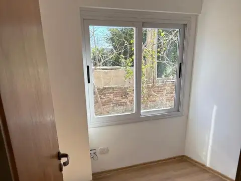 Departamento en Alquiler en Ituzaingo Norte, $ 750.000